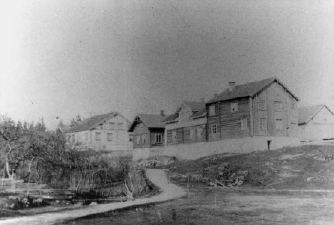 Hoslegata med Hoslegårdene