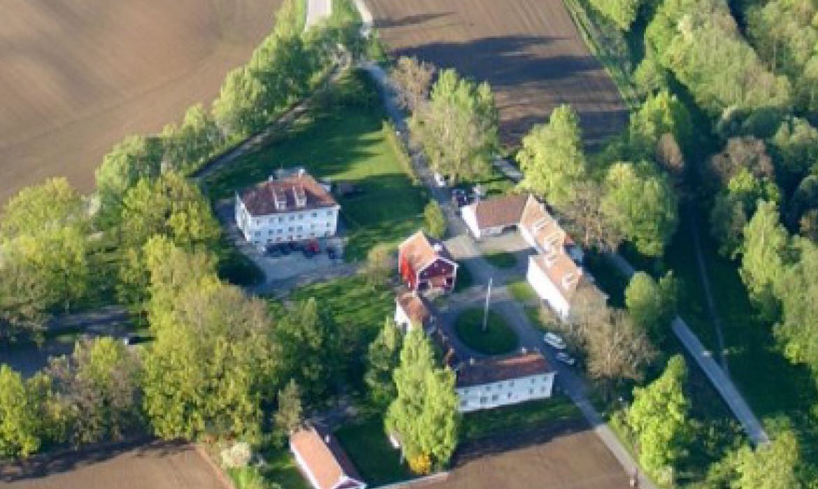 Wøyen gård