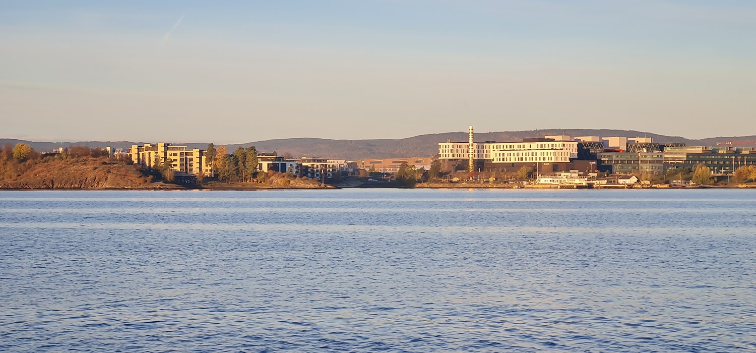 Fornebu sør fra fjorden