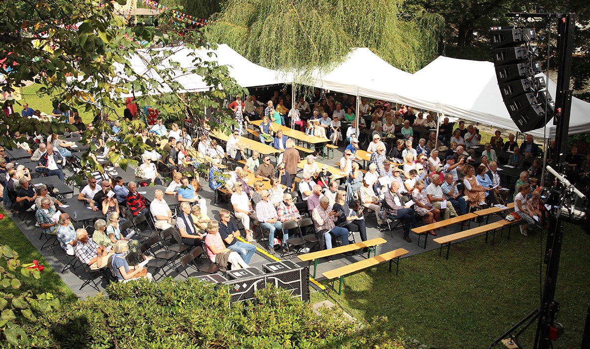 Utearrangement i en park