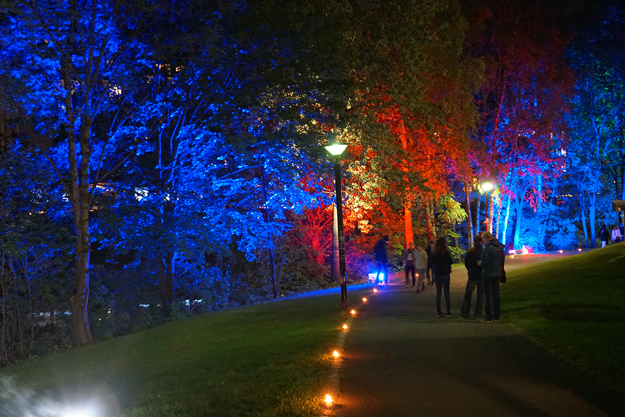 Byfesten - Lys og farger