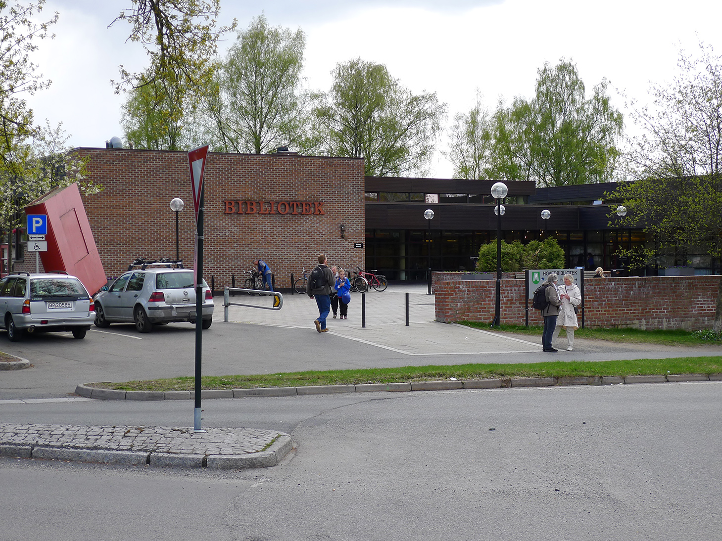 Bekkestua bibliotek